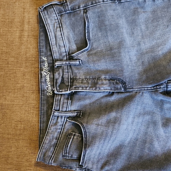 Size 30/10R Universal Thread Faded Black Jeans - Picture 2 of 2